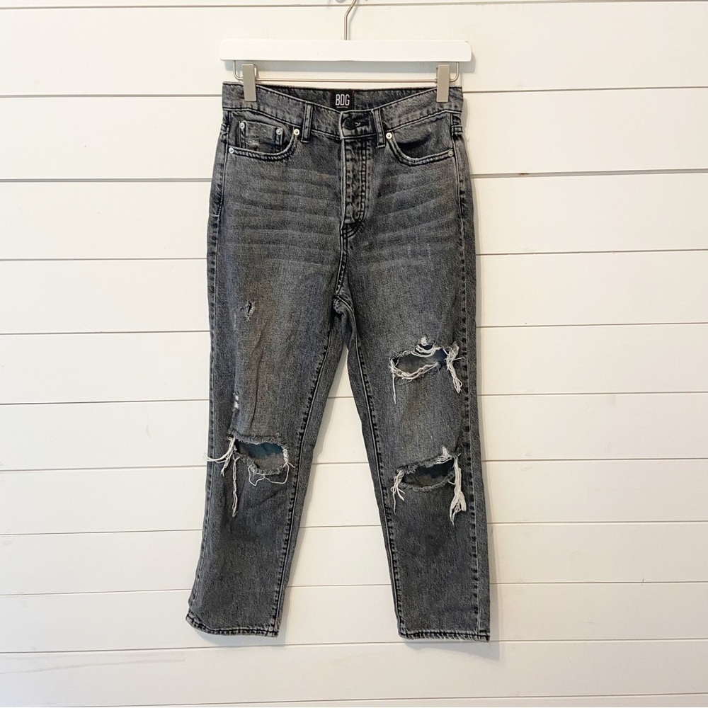 BDG Urban Outfitters | High Rise Factory Distressed Straignt Slim Jeans Size 26